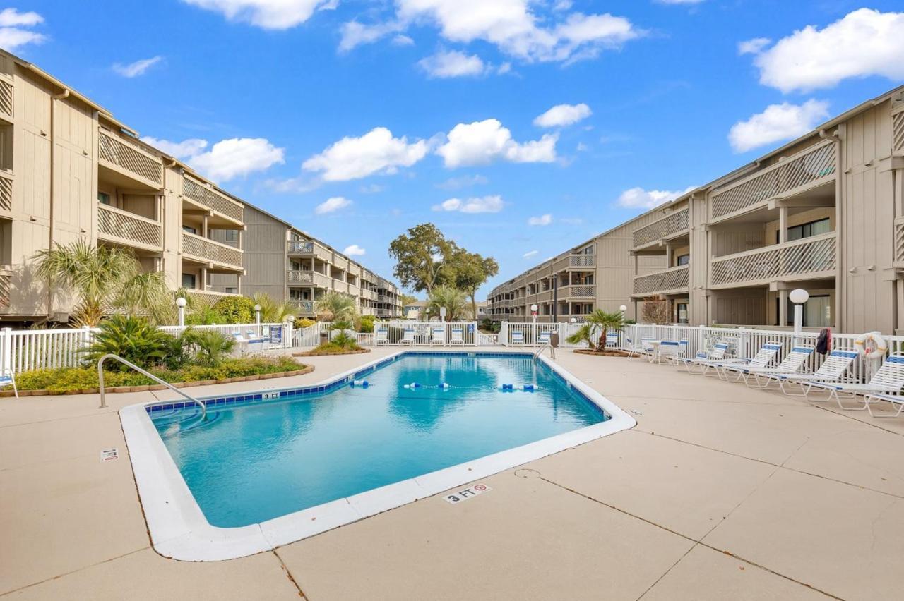 Spacious Modern Condo - 1St Floor - One Block To The Beach Myrtle Beach Buitenkant foto