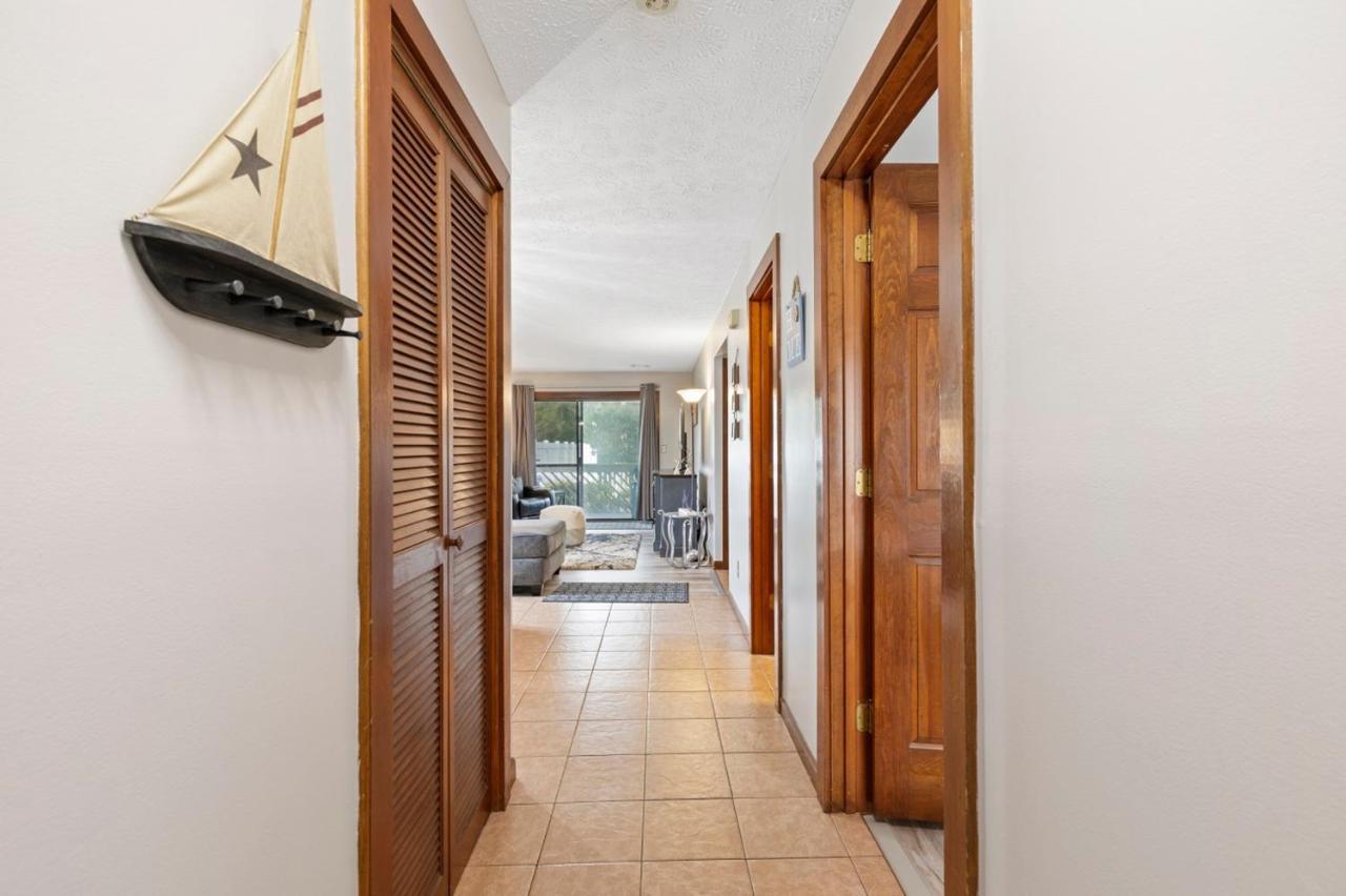 Spacious Modern Condo - 1St Floor - One Block To The Beach Myrtle Beach Buitenkant foto