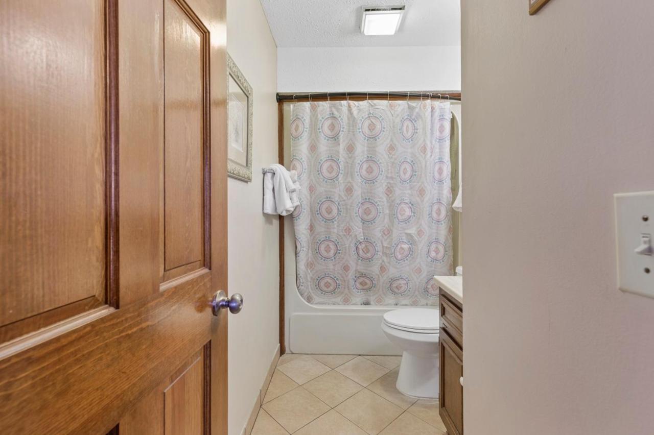 Spacious Modern Condo - 1St Floor - One Block To The Beach Myrtle Beach Buitenkant foto